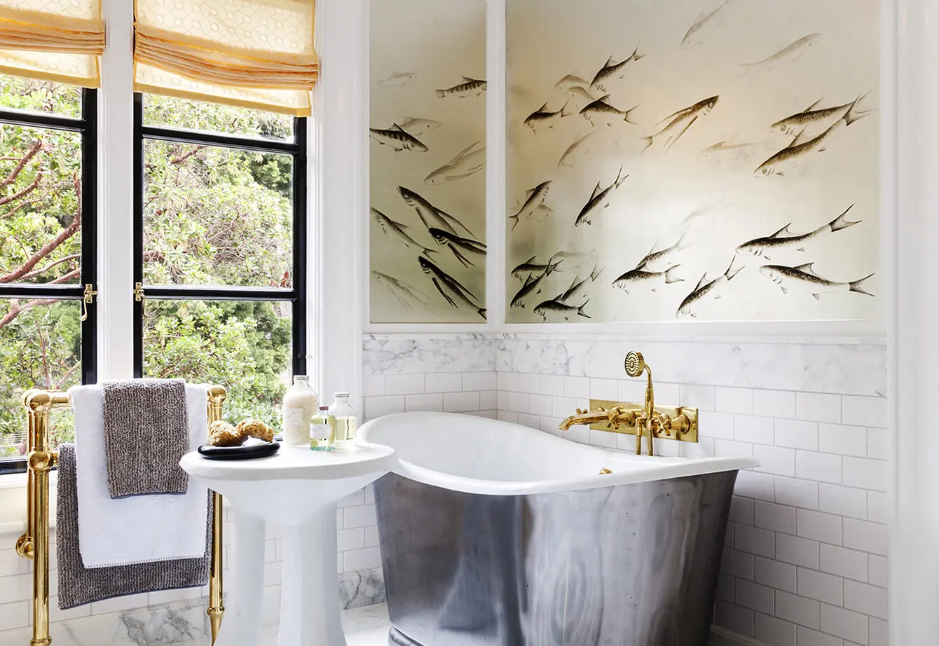 BAMO Case Study Residential Style Moderne Bespoke Shower