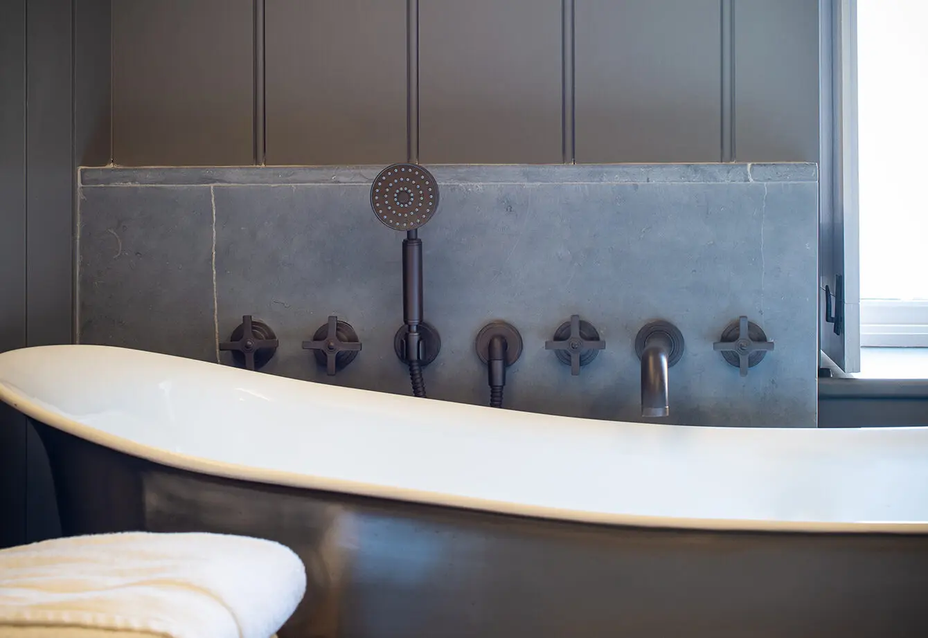 Landmark LMK Pure bespoke bath filler configuration for The Newt in Somerset