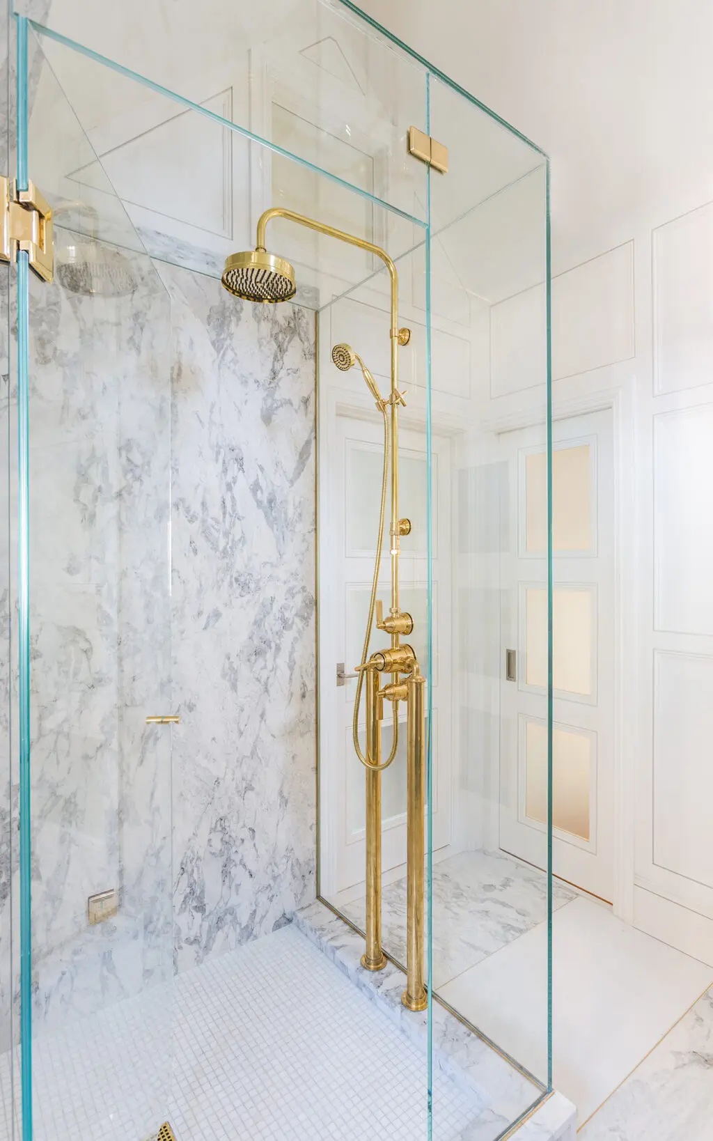 Style Moderne glass mounted shower configuration for Marie Flanigan Interiors