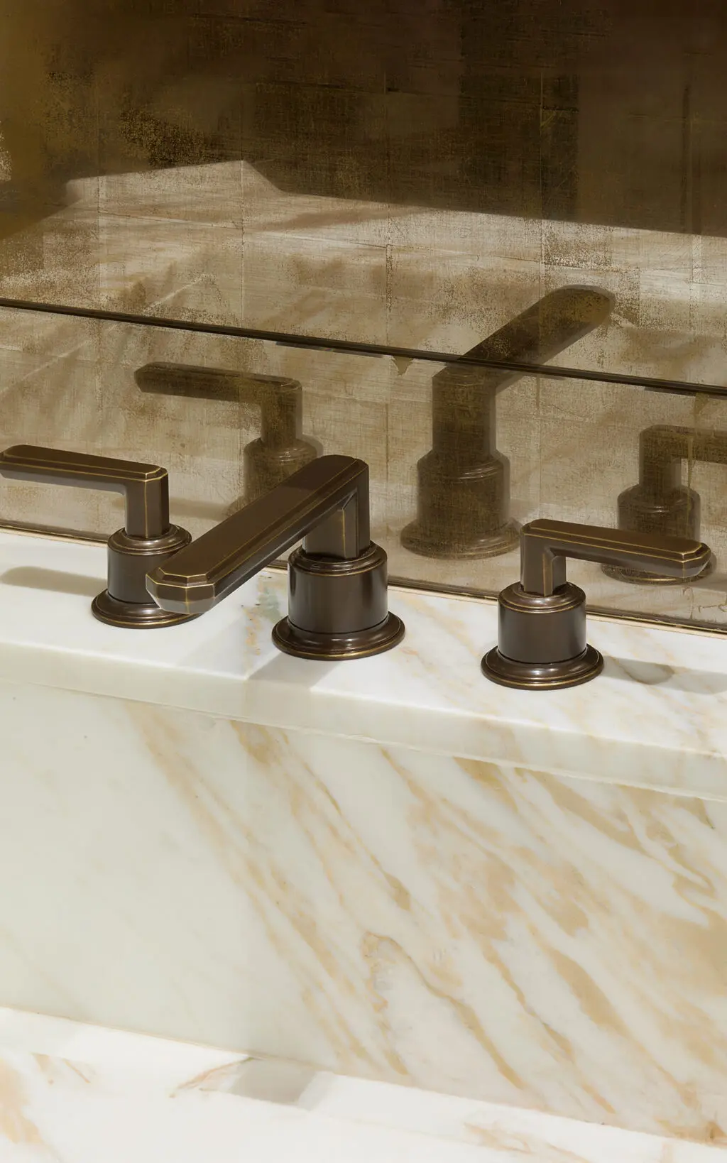 Octelle bespoke basin filler for WOWhouse bathroom by Laura Hammett