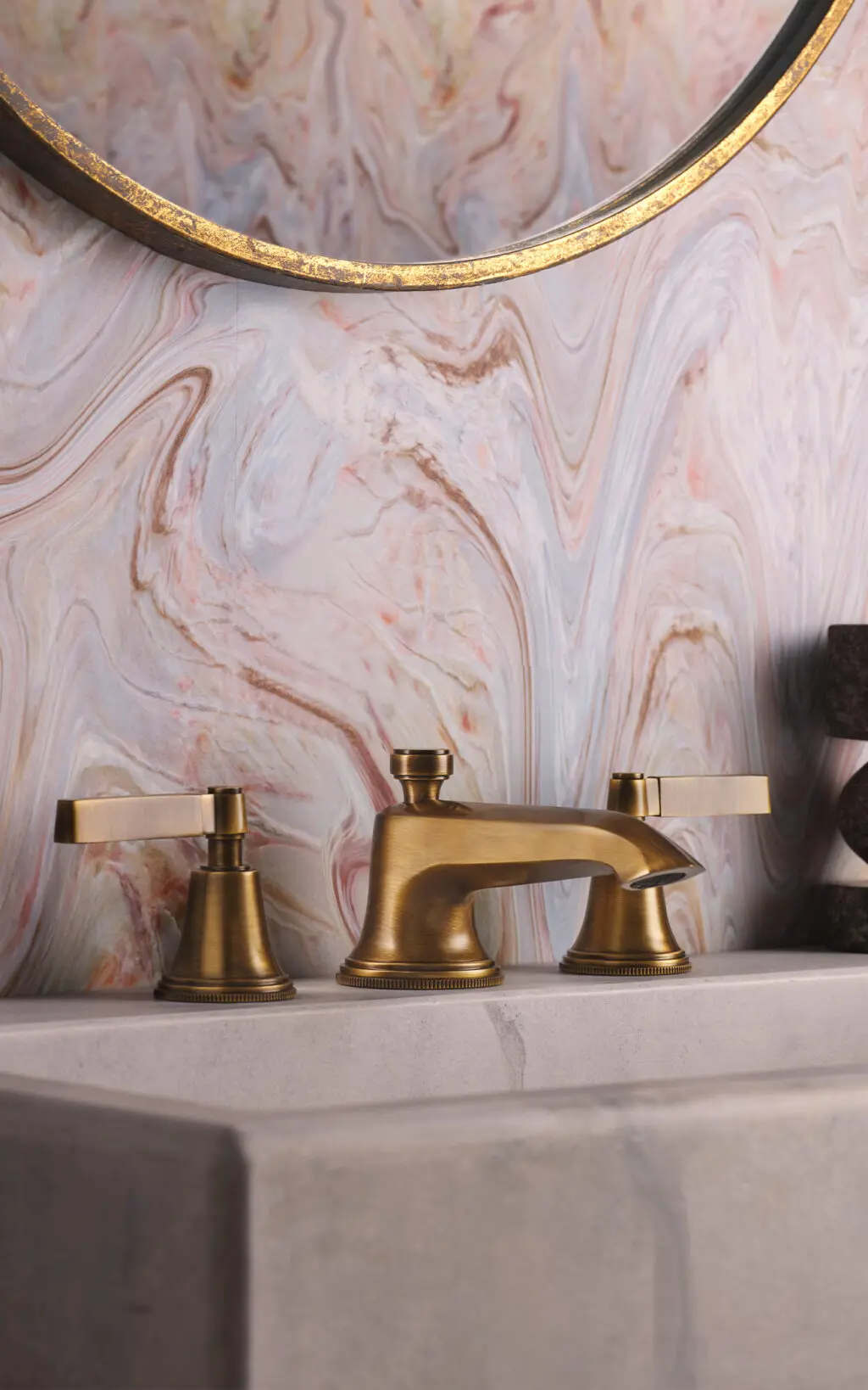 Style Moderne basin filler in Old Brass Matt finish