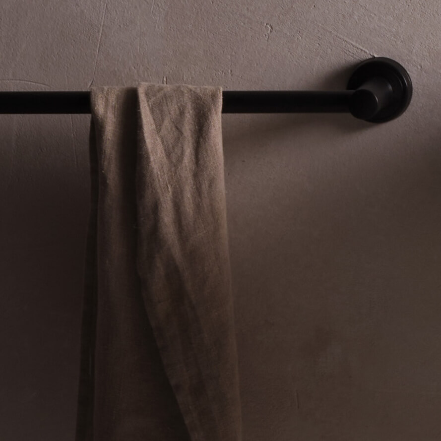 One hundred collection accessories